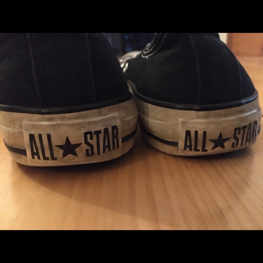 Converse - Picture 3 of 3